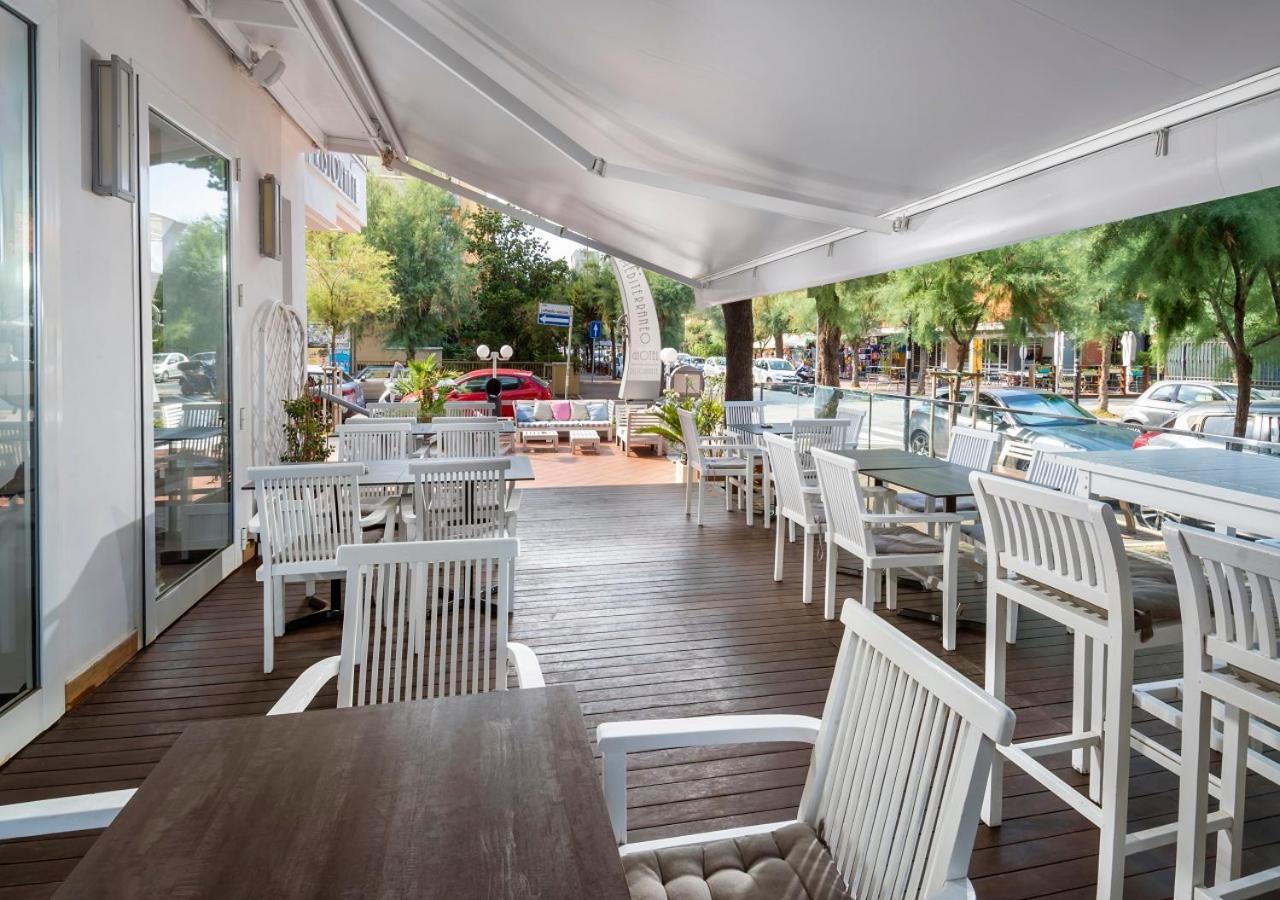 Hotel Mediterraneo Pesaro Dış mekan fotoğraf